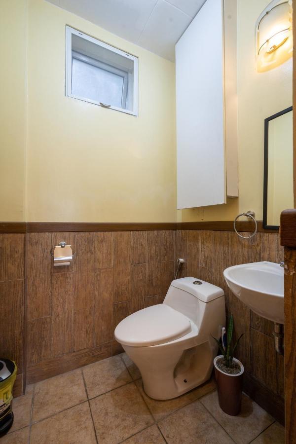 Casa Heradurra Uno/Dos Manila Ngoại thất bức ảnh